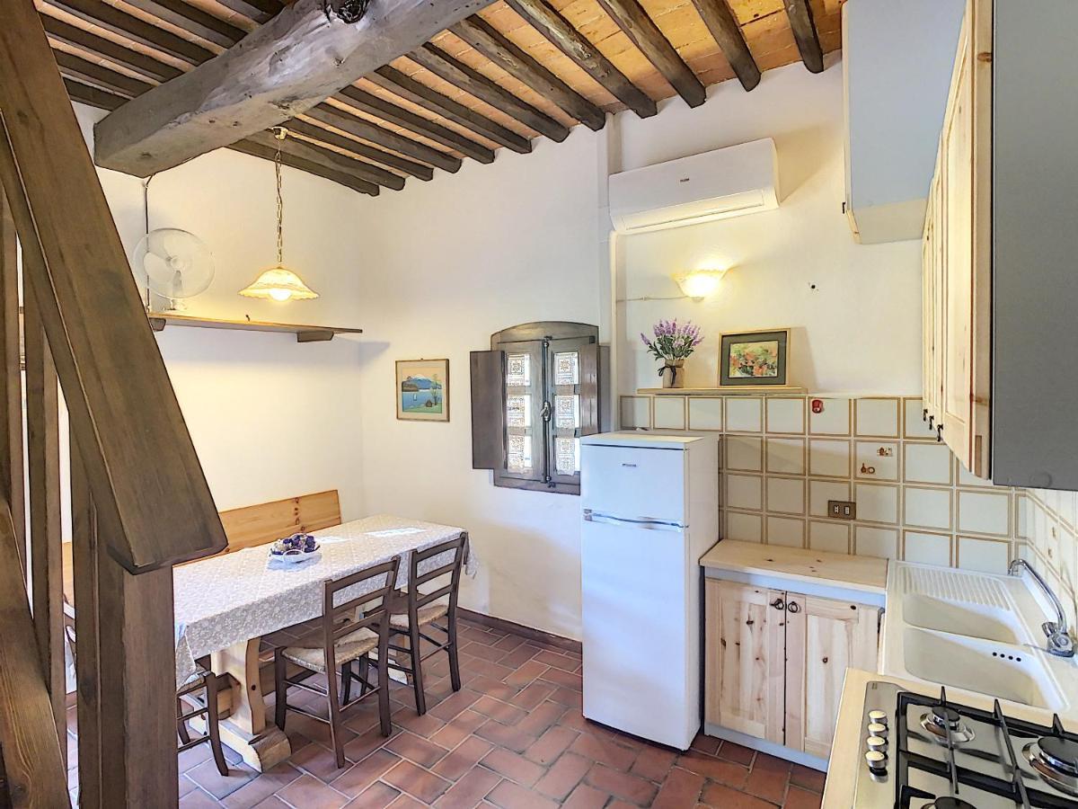 קסטנייטו קרדוצ'י Agriturismo La Valle - By Podere Arundineto מראה חיצוני תמונה
