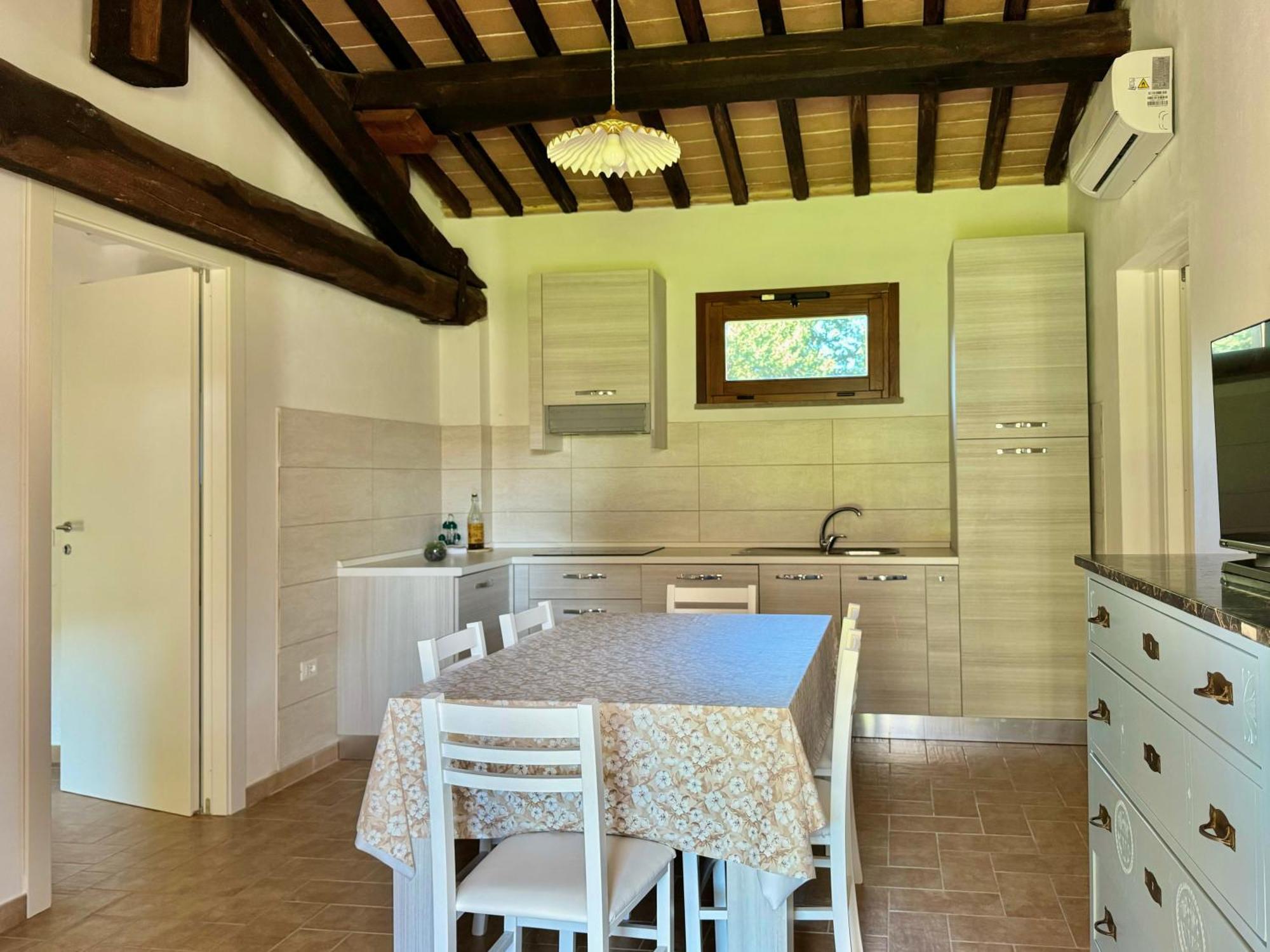 קסטנייטו קרדוצ'י Agriturismo La Valle - By Podere Arundineto מראה חיצוני תמונה